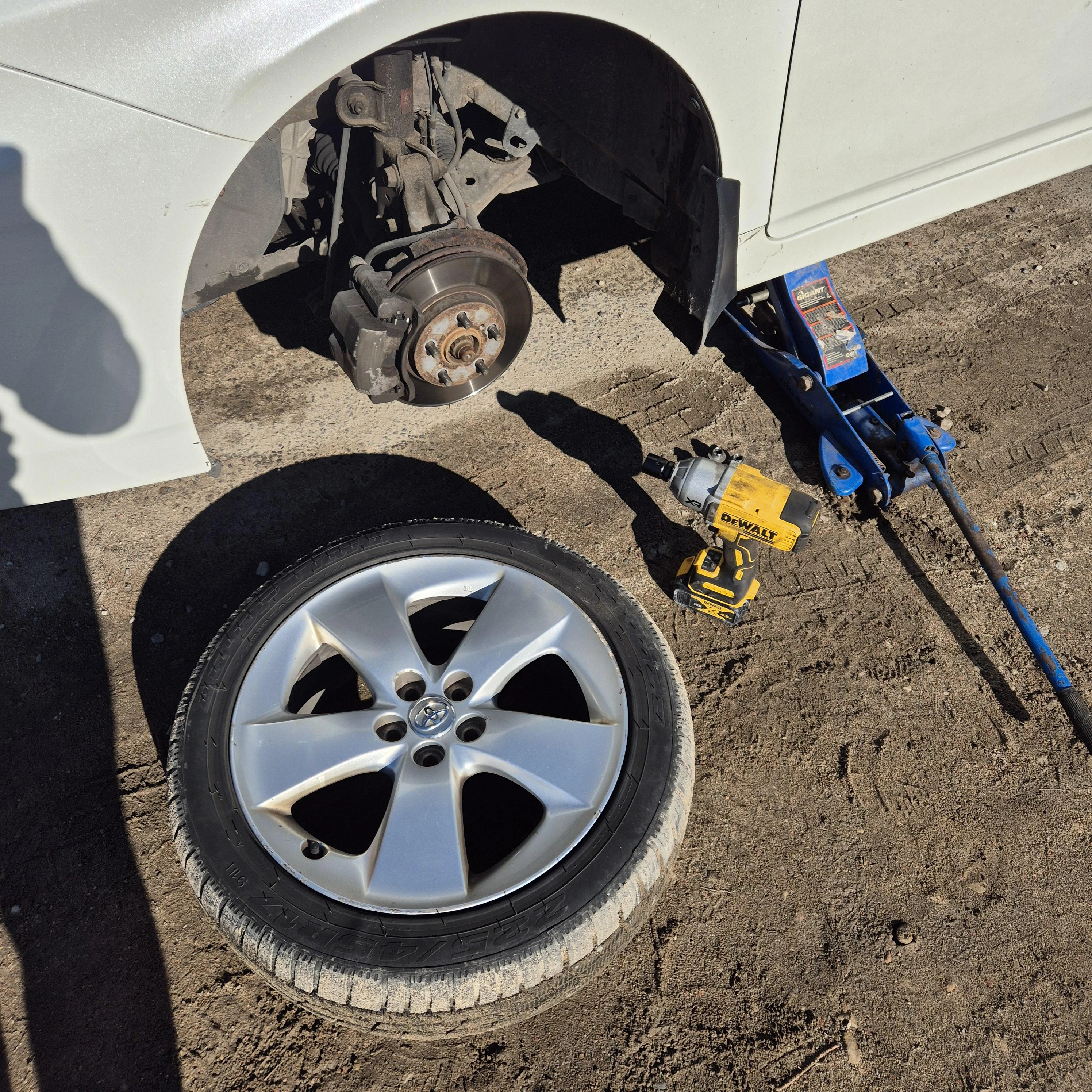 Rato keitimas kelyje